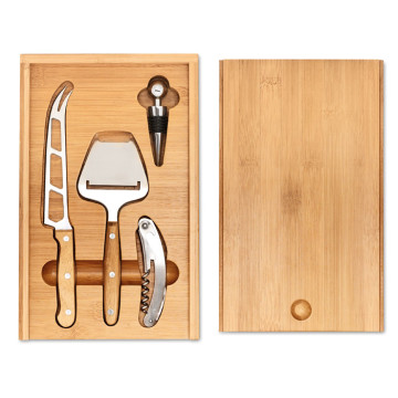 Set za sir in vino v leseni škatli MO8416-40