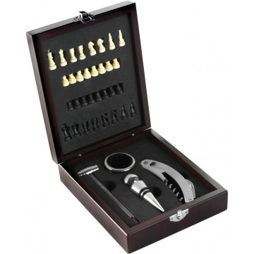 Set za vino s šahom v leseni darilni škatli Chess - 4-delni 6832-11CD